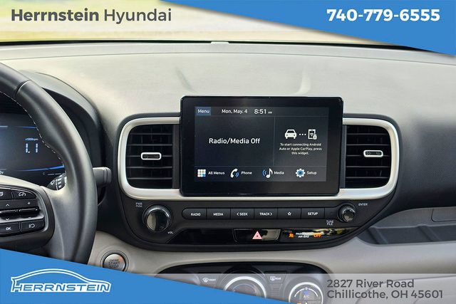 Used 2025 Hyundai Venue SEL FWD image 9