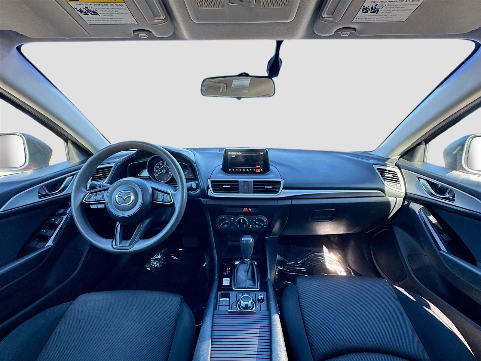 Used 2017 MAZDA MAZDA3 Sport image 23