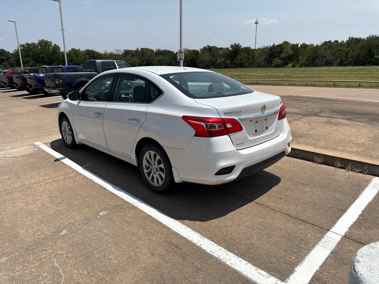 Used 2018 Nissan Sentra SV w/ All Weather Package FWD image 29