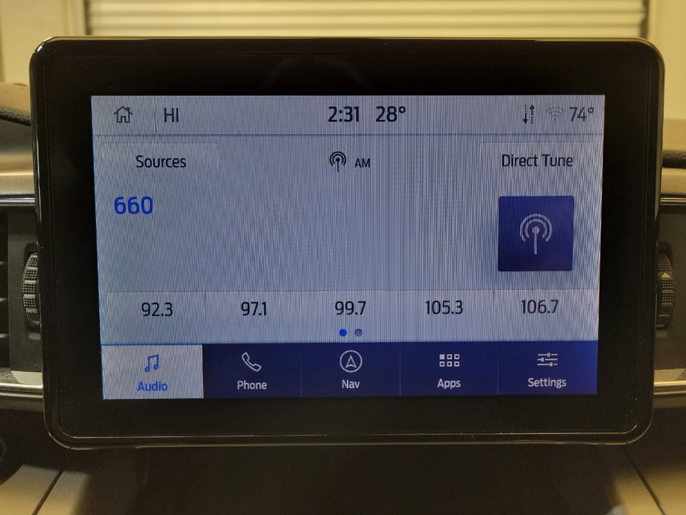 Used 2022 Ford Explorer XLT w/ Equipment Group 202A image 25