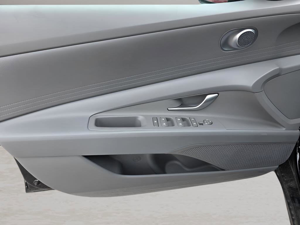 New 2026 Hyundai Elantra SE FWD image 12