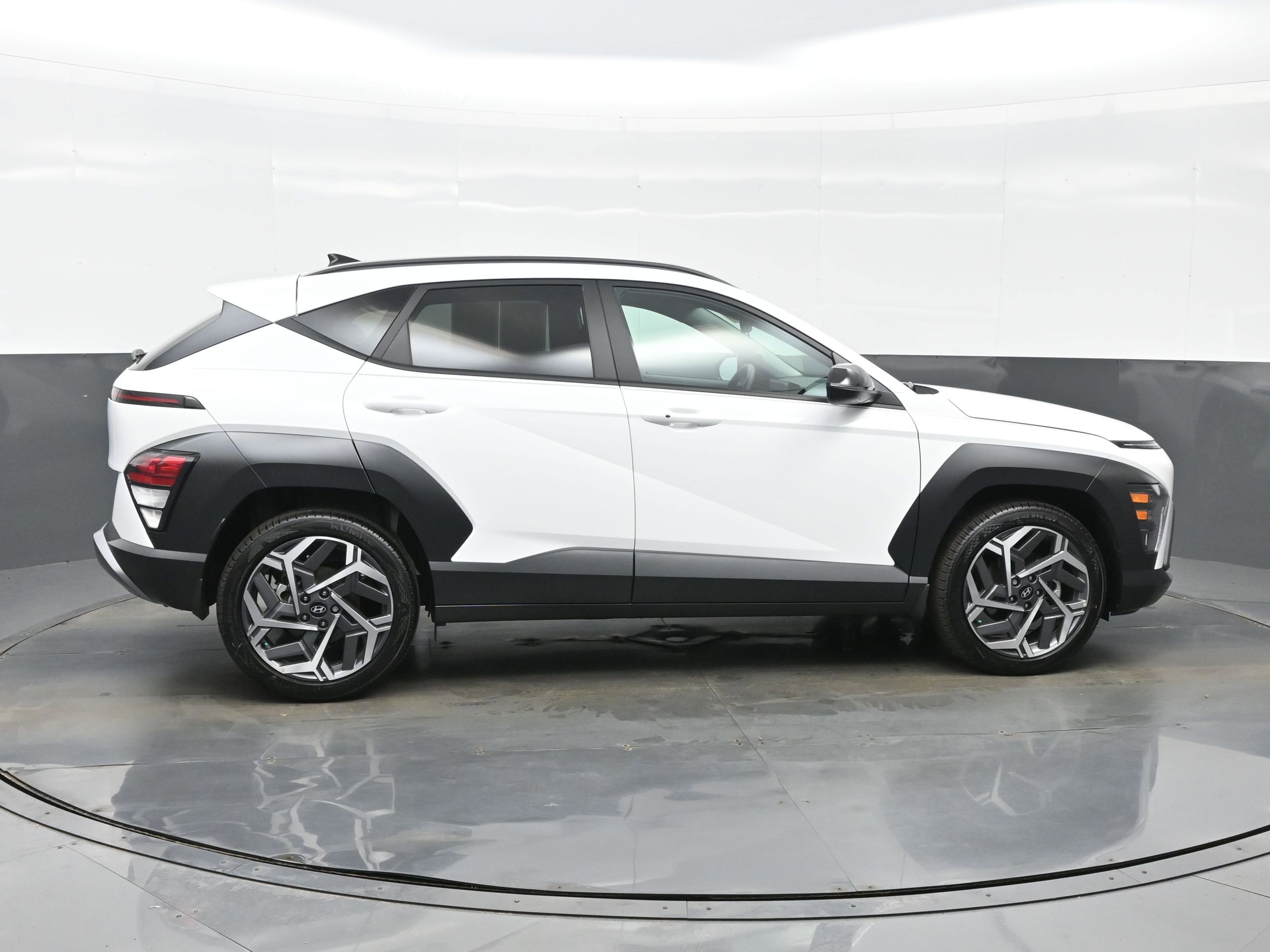 Certified 2026 Hyundai Kona SEL Premium image 7