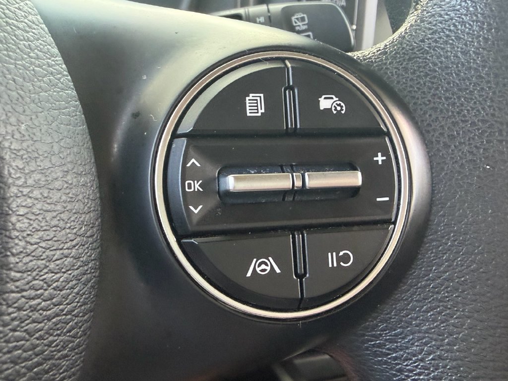 Used 2024 Kia Soul LX w/ Option Group 015 FWD image 27