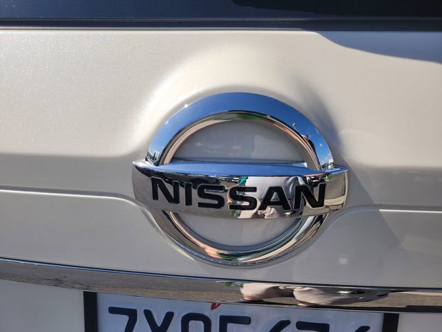 Used 2017 Nissan Rogue SL w/ SL Premium Package AWD/4WD image 10