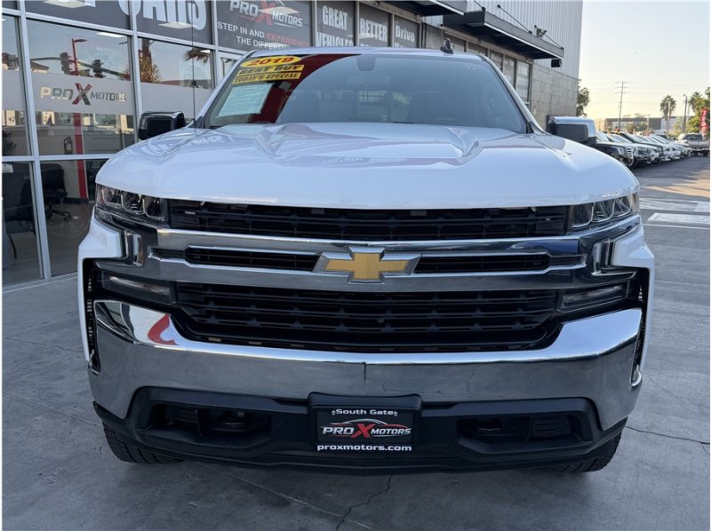 Used 2019 Chevrolet Silverado 1500 LT w/ All-Star Edition AWD/4WD image 2
