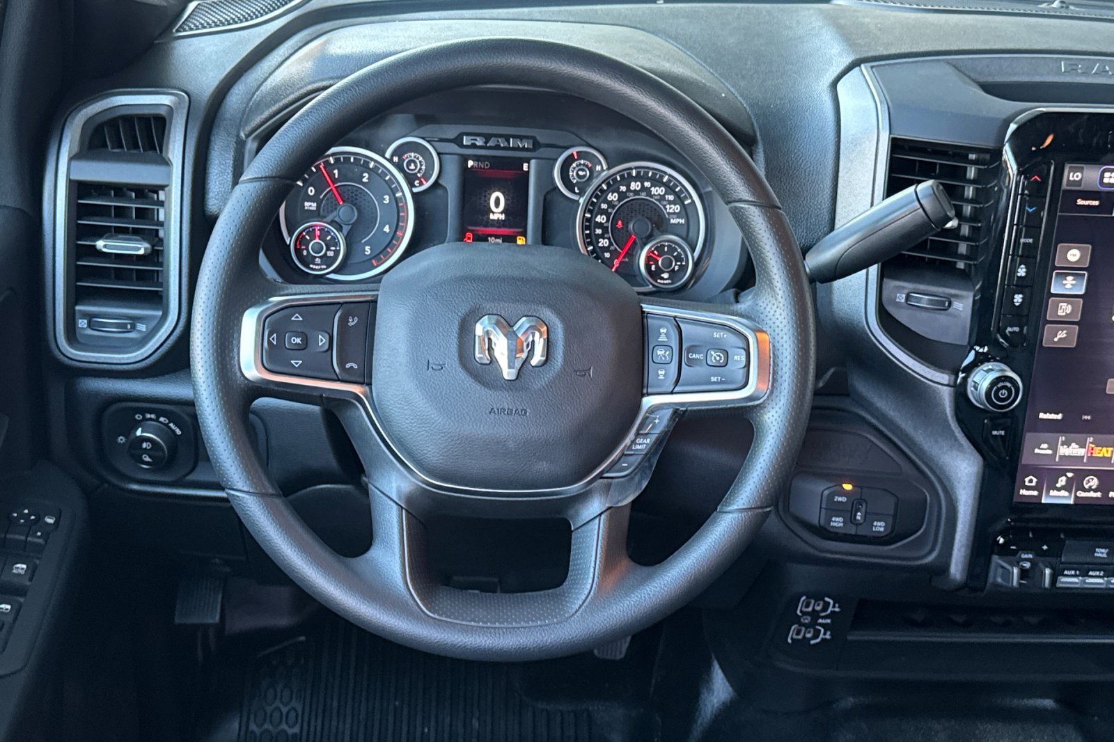 New 2027 RAM 3500 Tradesman AWD/4WD image 13