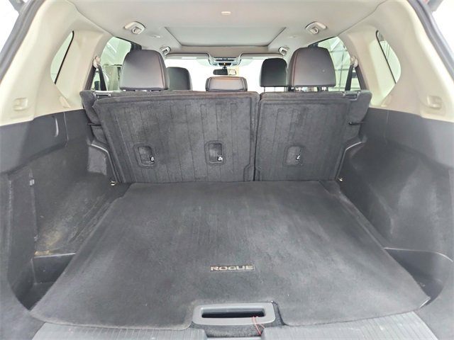 Used 2024 Nissan Rogue SV w/ SV Premium Package image 41