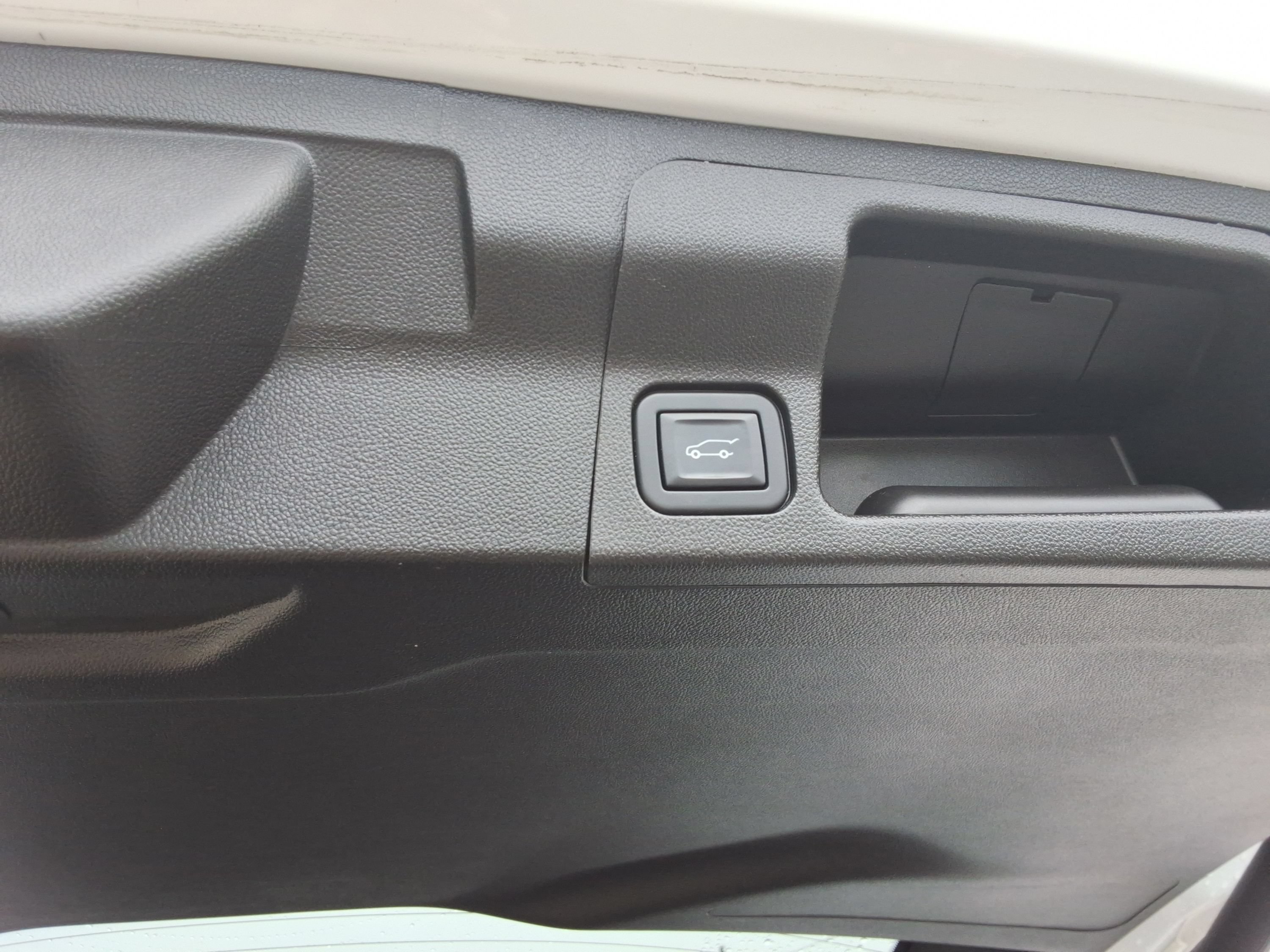 Used 2022 GMC Acadia AT4 w/ Technology Package AWD/4WD image 24