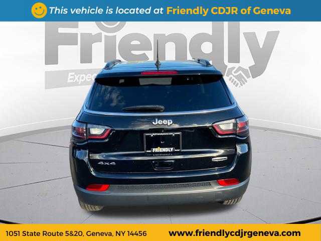 Used 2022 Jeep Compass Latitude w/ Sun and Sound Group image 6