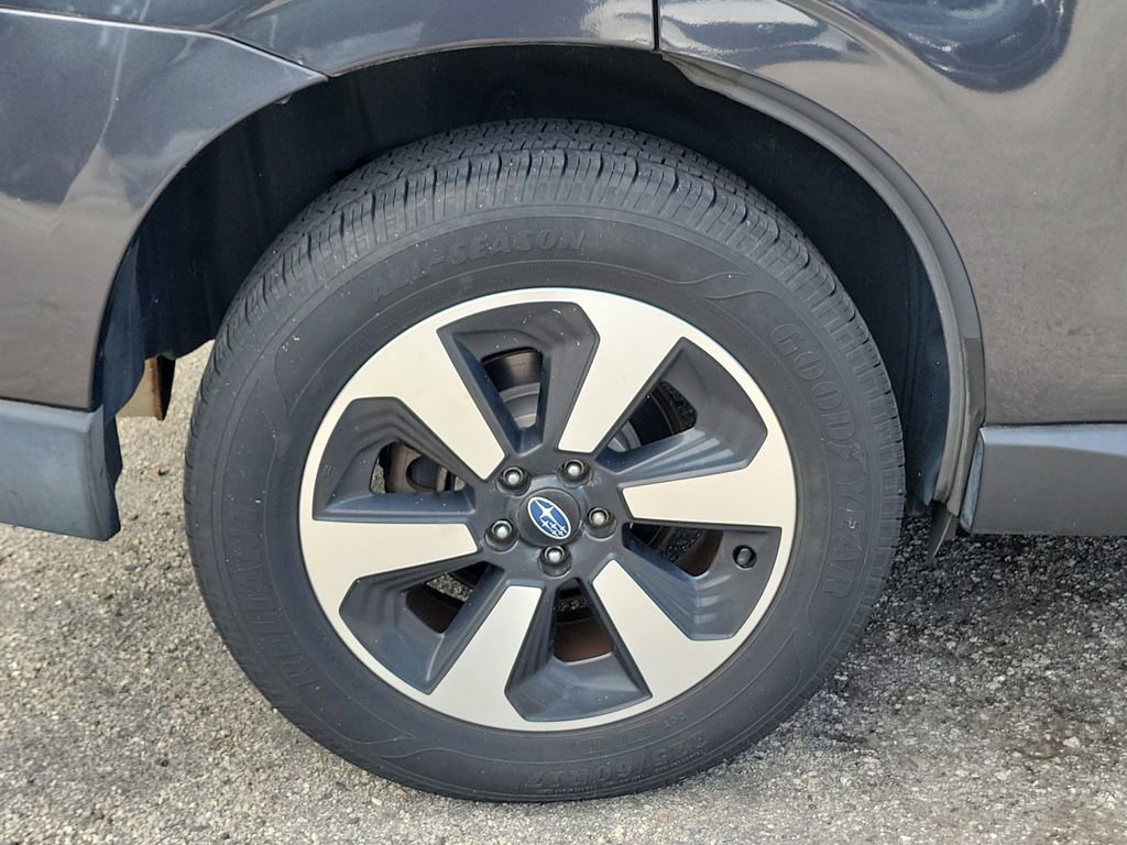 Used 2018 Subaru Forester 2.5i w/ Alloy Wheel Package AWD/4WD image 13