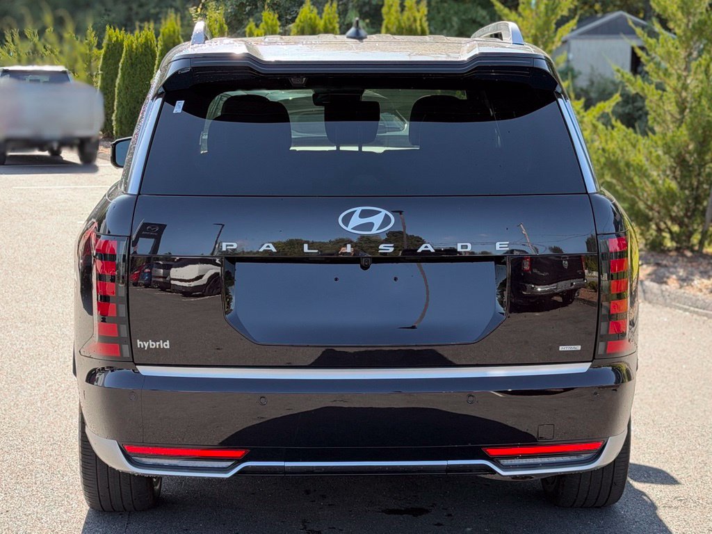 Used 2026 Hyundai Palisade Calligraphy AWD/4WD image 4
