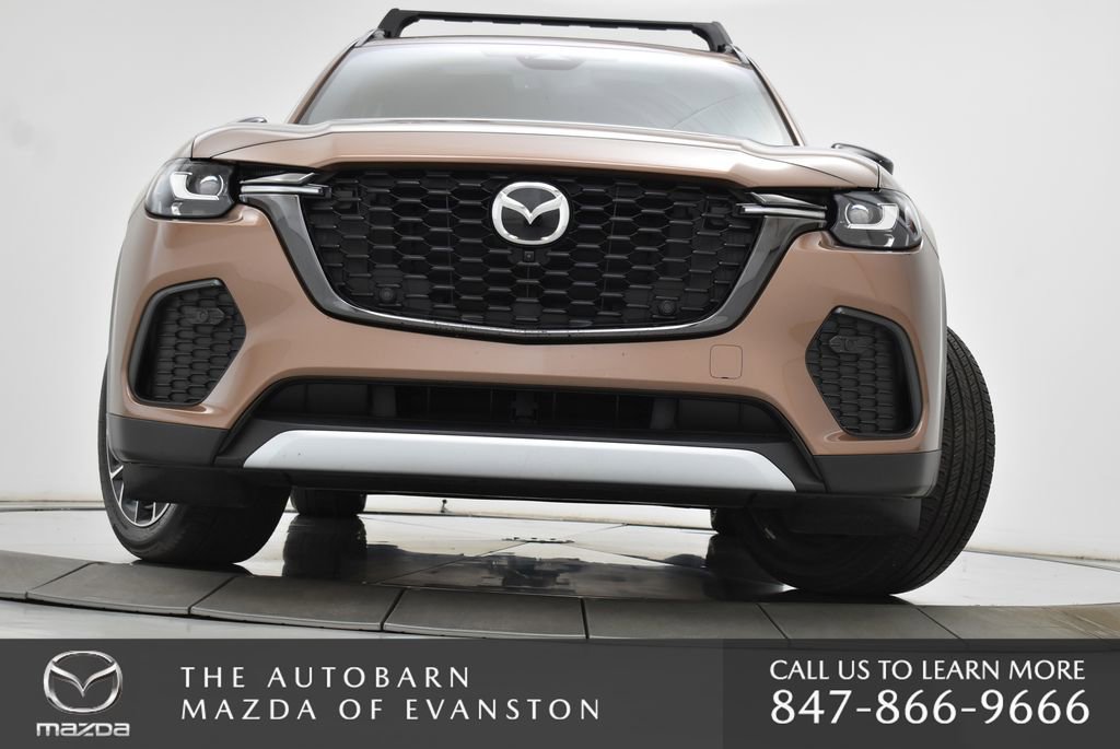 Used 2025 MAZDA CX-70 Plug-In Hybrid w/ Premium Plus image 4