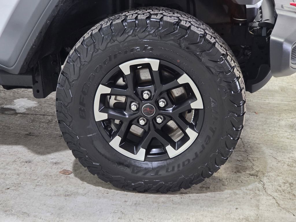 Used 2025 Jeep Wrangler Unlimited Rubicon image 18
