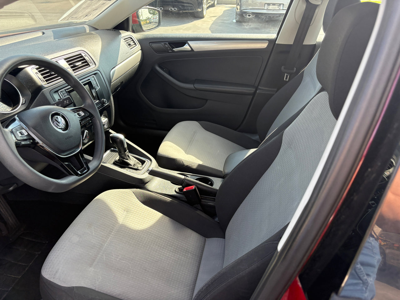 Used 2018 Volkswagen Jetta S w/ Cold Weather Package image 12