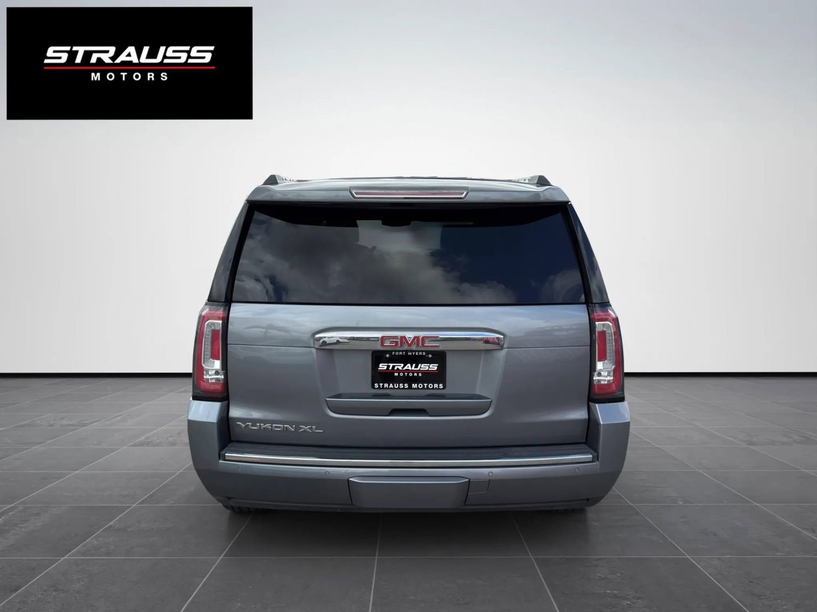 Used 2018 GMC Yukon XL Denali w/ Denali Ultimate Package image 7