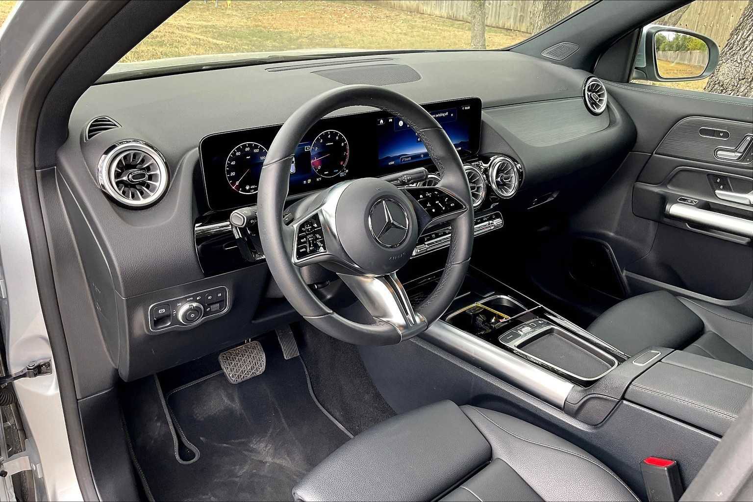 Certified 2025 Mercedes-Benz GLA 250 image 13