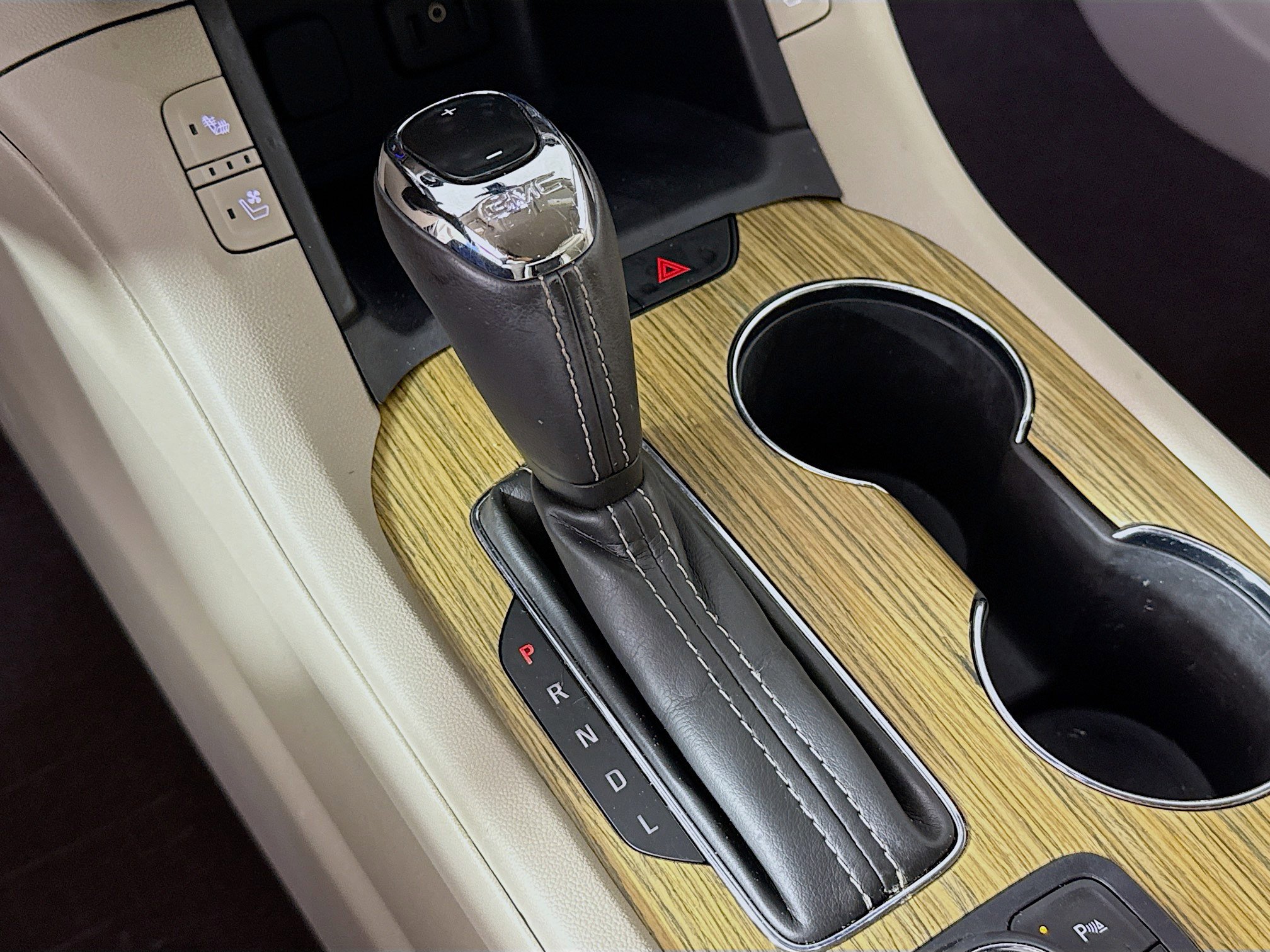 Used 2018 GMC Acadia Denali w/ Technology Package image 20