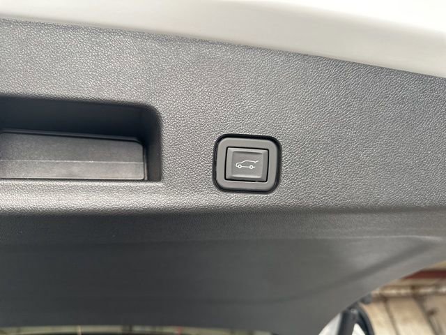 Used 2025 Buick Enclave Sport Touring w/ Power Package image 64