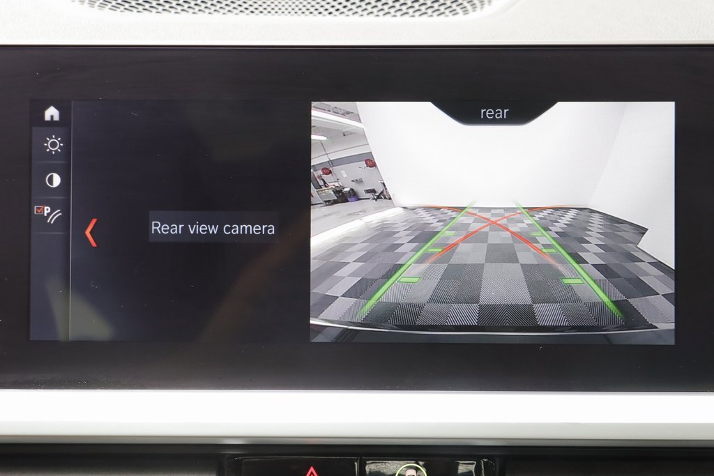 Used 2020 BMW 330i xDrive Sedan image 11