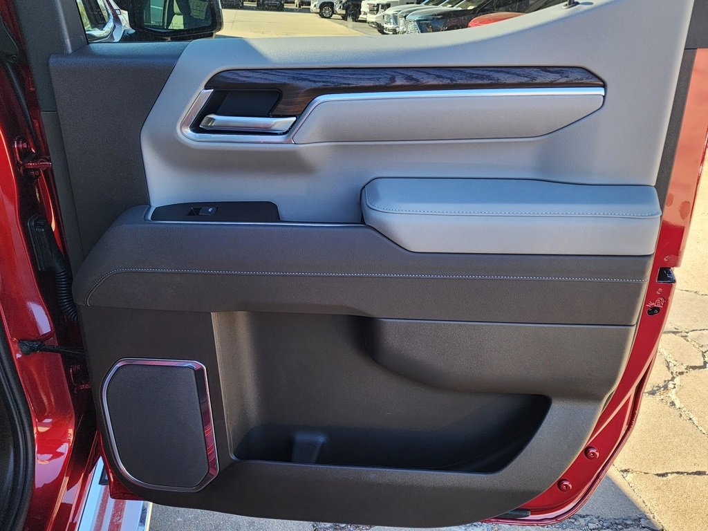 New 2026 GMC Sierra 1500 SLT w/ SLT Premium Plus Package image 41