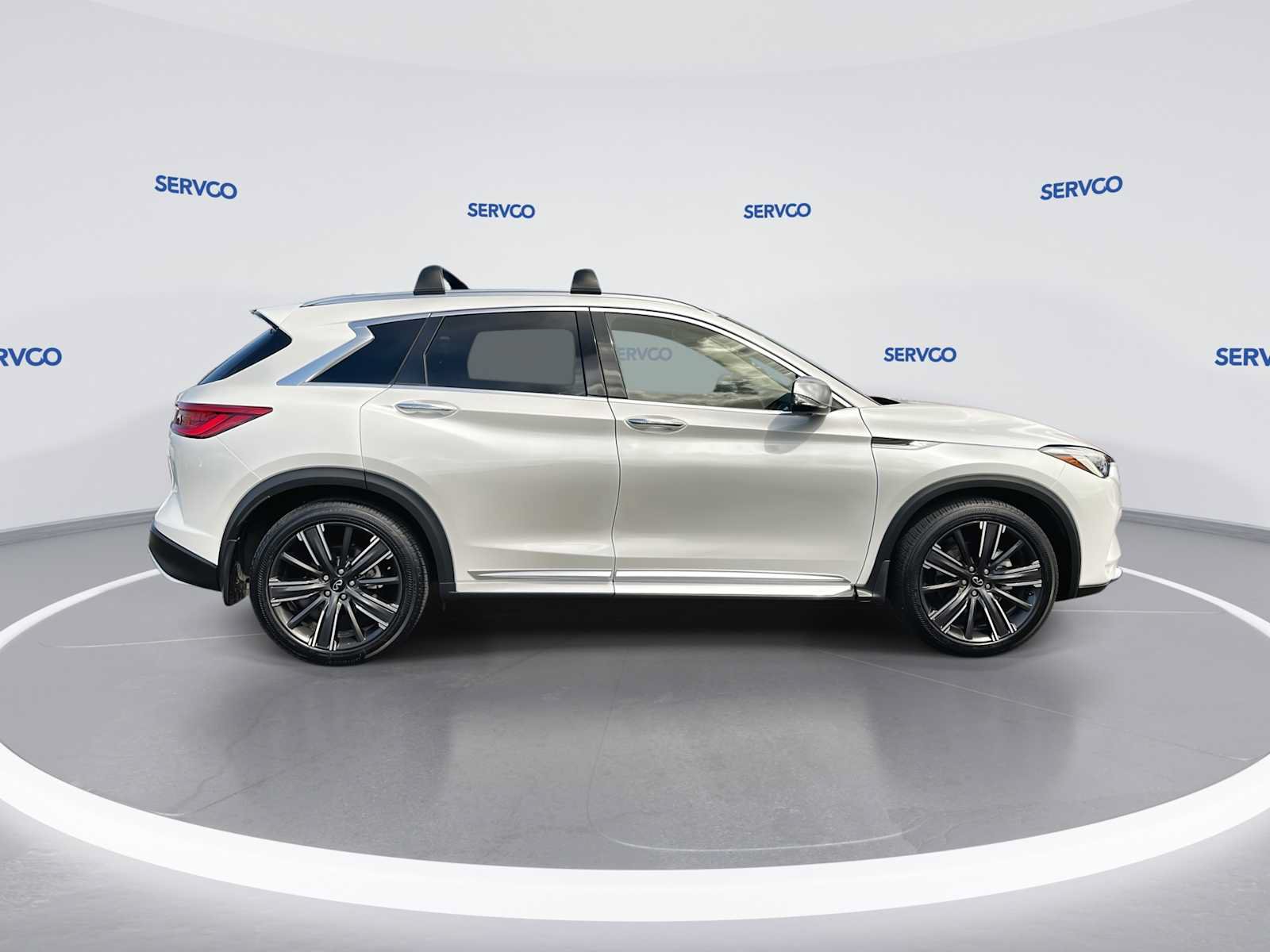 Used 2023 INFINITI QX50 Sensory w/ Accent Package FWD image 9