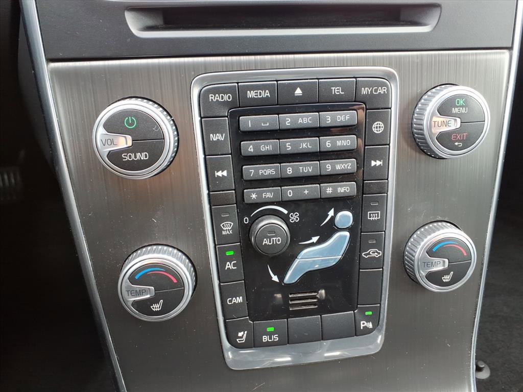 Used 2016 Volvo V60 T5 Premier image 22