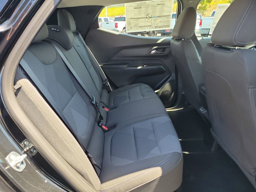 New 2027 Chevrolet Bolt LT FWD image 17