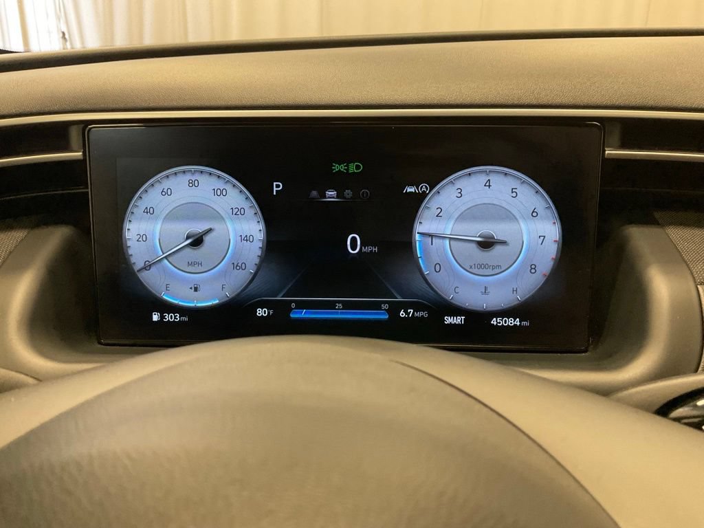 Used 2023 Hyundai Tucson SEL w/ Convenience Package AWD/4WD image 2