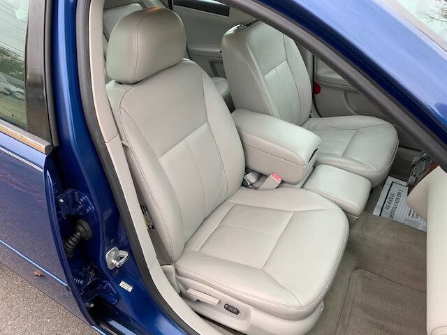 Used 2006 Chevrolet Impala LTZ image 22