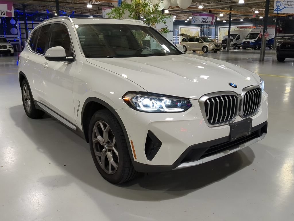 Certified 2023 BMW X3 xDrive30i w/ Premium Package w/ZPA AWD/4WD image 5