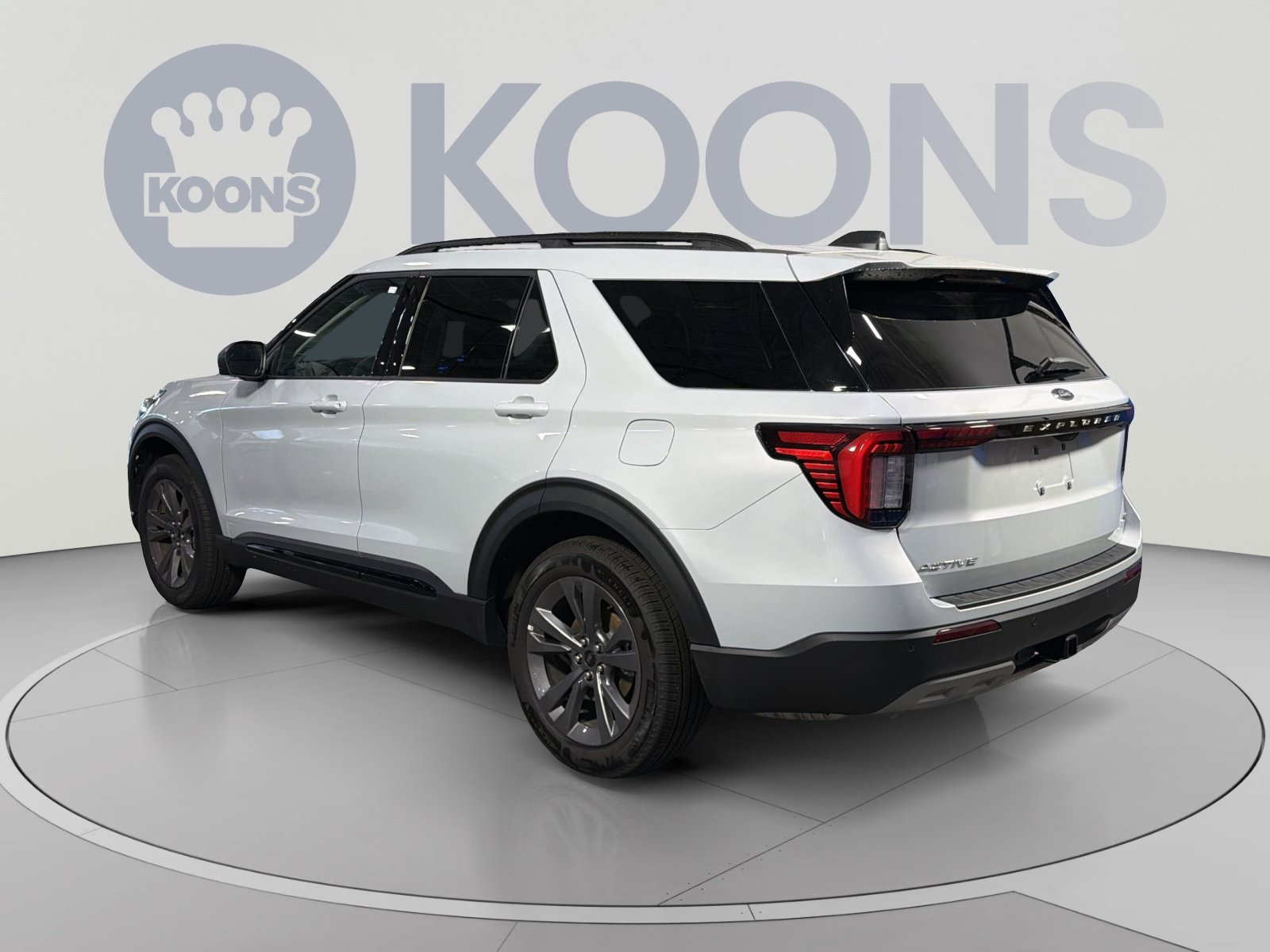 New 2026 Ford Explorer Active w/ Active Comfort Package AWD/4WD image 4