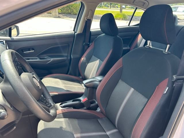 Used 2024 Nissan Versa SR FWD image 14