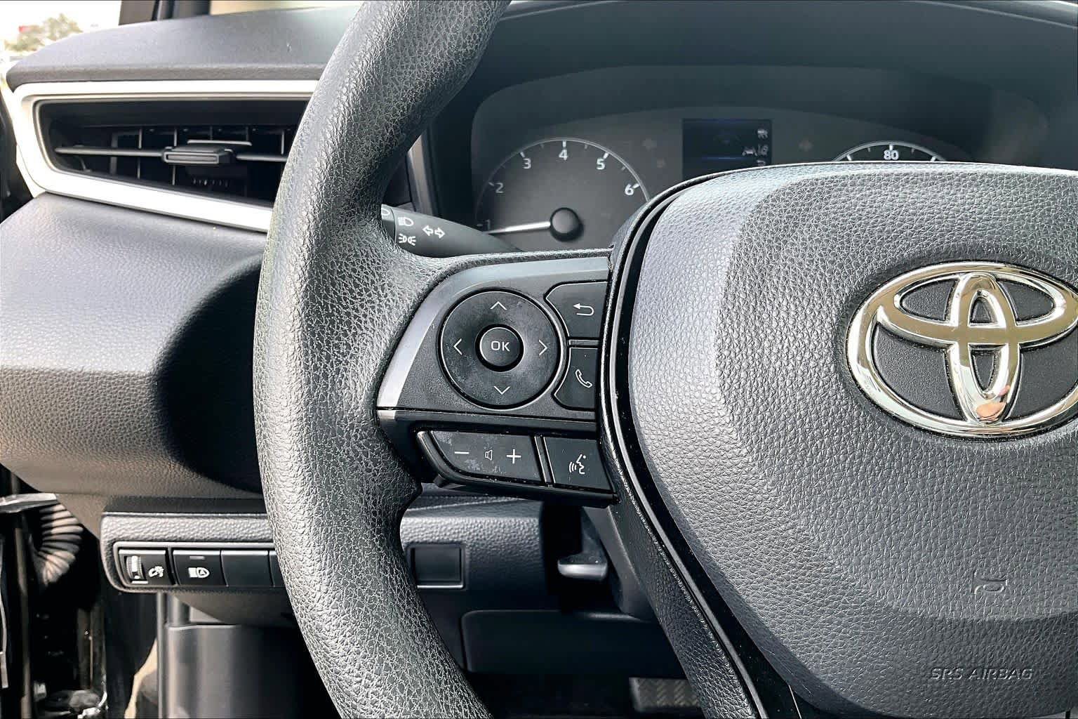 Used 2023 Toyota Corolla LE image 23