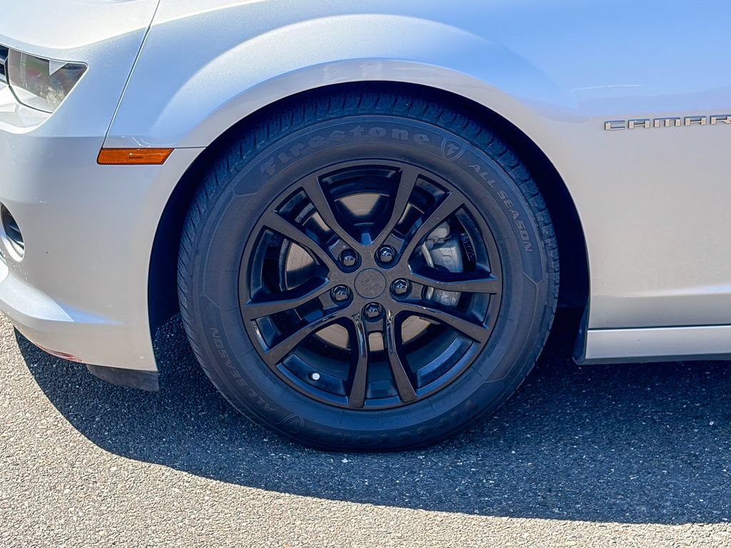 Used 2014 Chevrolet Camaro LS RWD image 7
