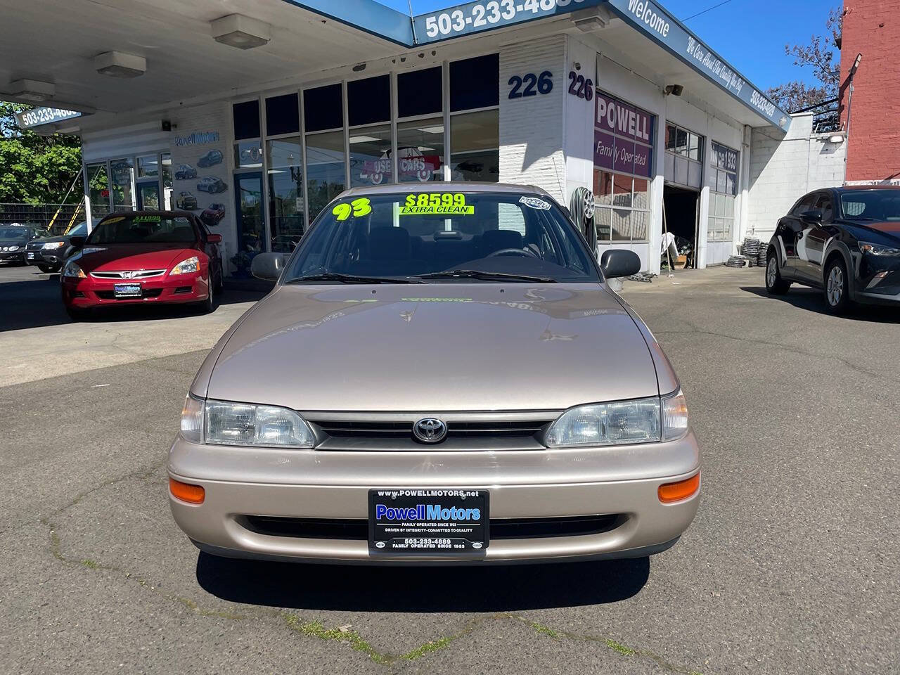 Used 1993 Toyota Corolla Deluxe FWD image 2