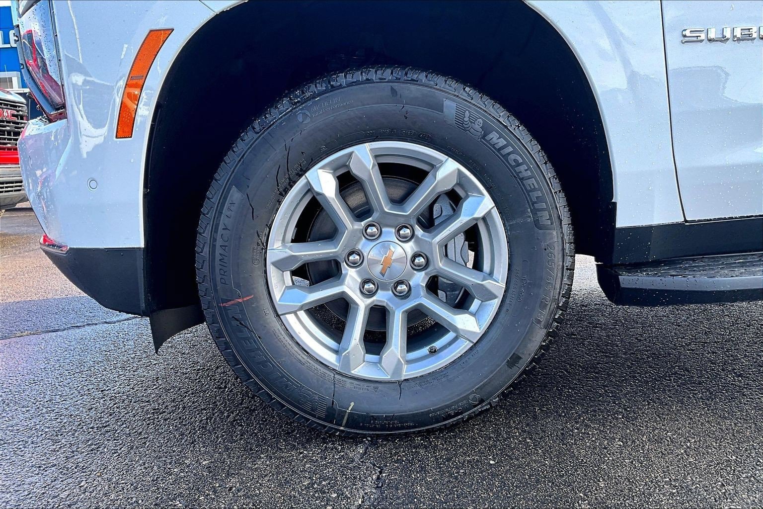 New 2026 Chevrolet Suburban LS image 12