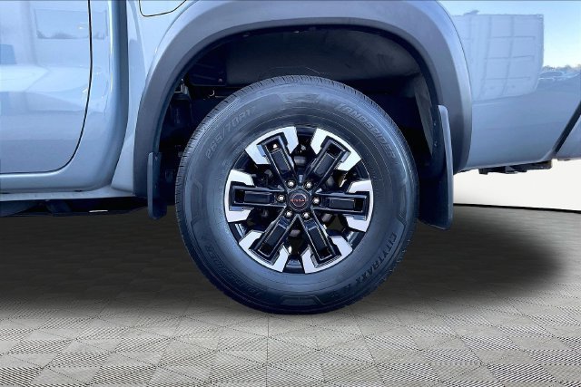 Used 2023 Nissan Frontier PRO-4X w/ Technology Package AWD/4WD image 21