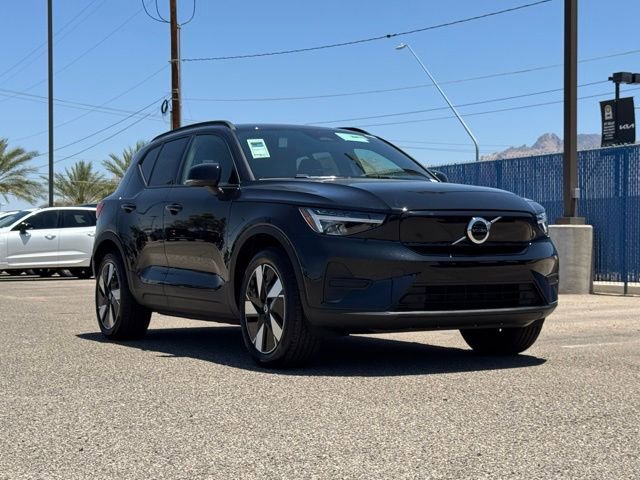 New 2025 Volvo EX40 Core w/ Climate Package