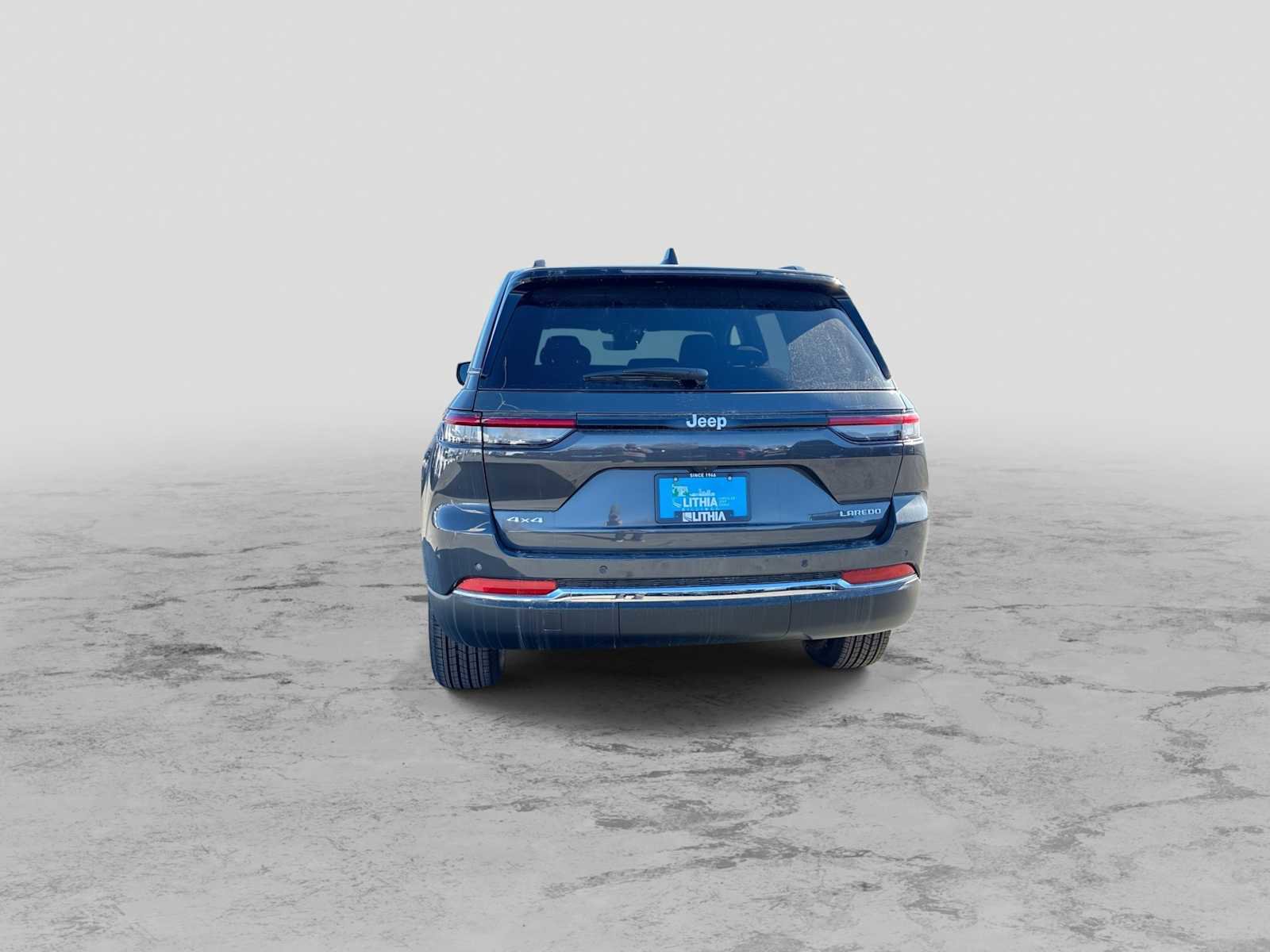 New 2025 Jeep Grand Cherokee Laredo X image 7