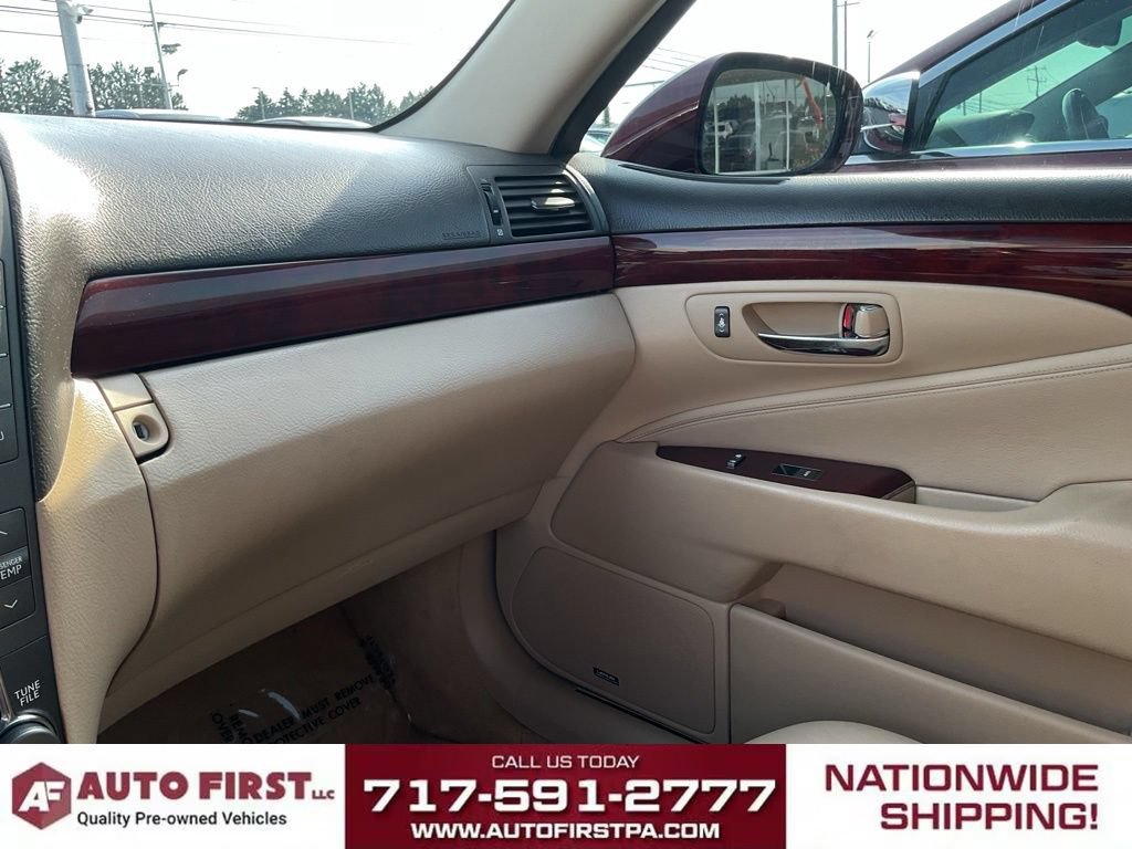 Used 2007 Lexus LS 460 RWD image 26