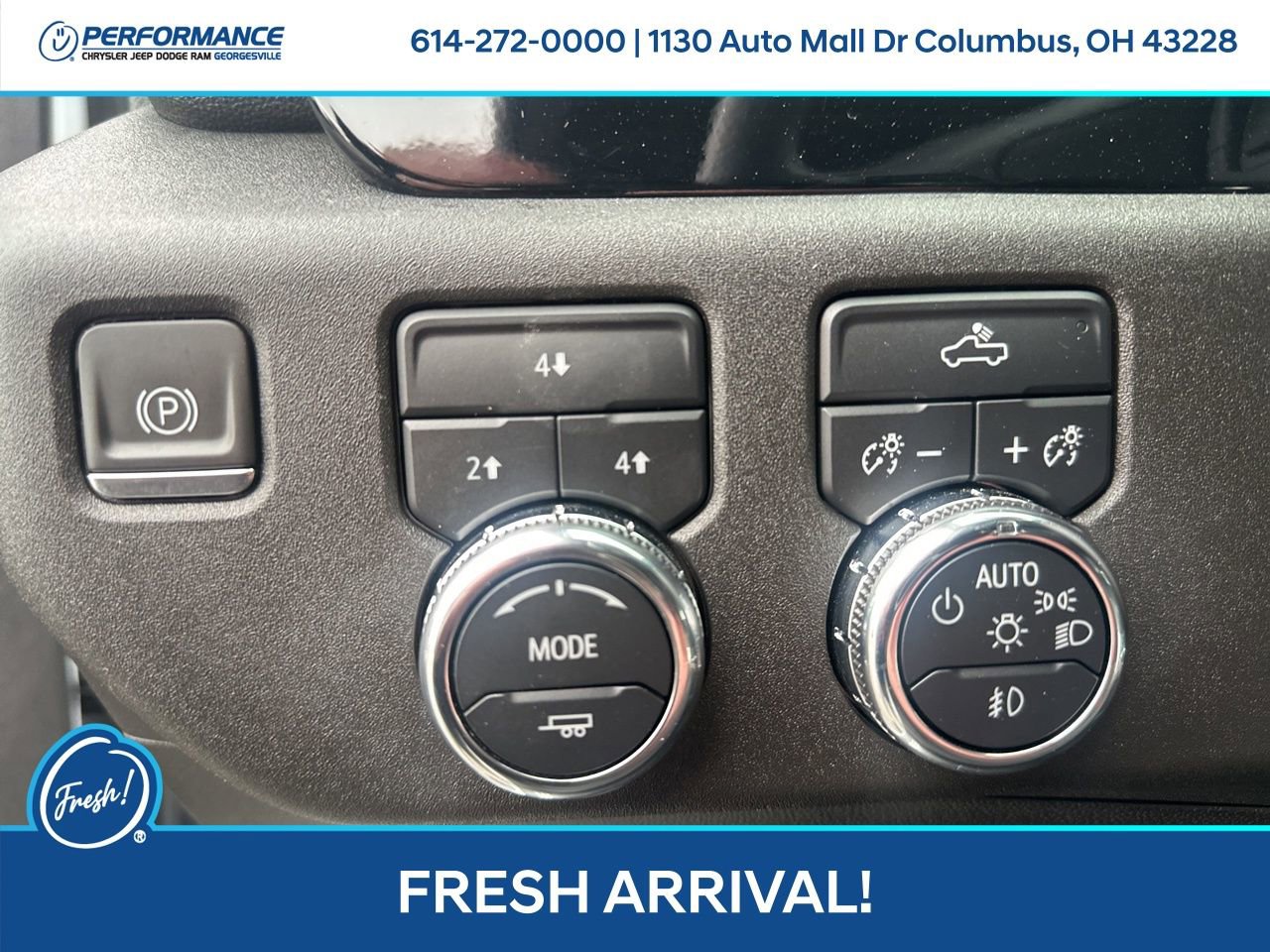 Used 2024 GMC Sierra 2500 SLE w/ SLE Convenience Package image 15