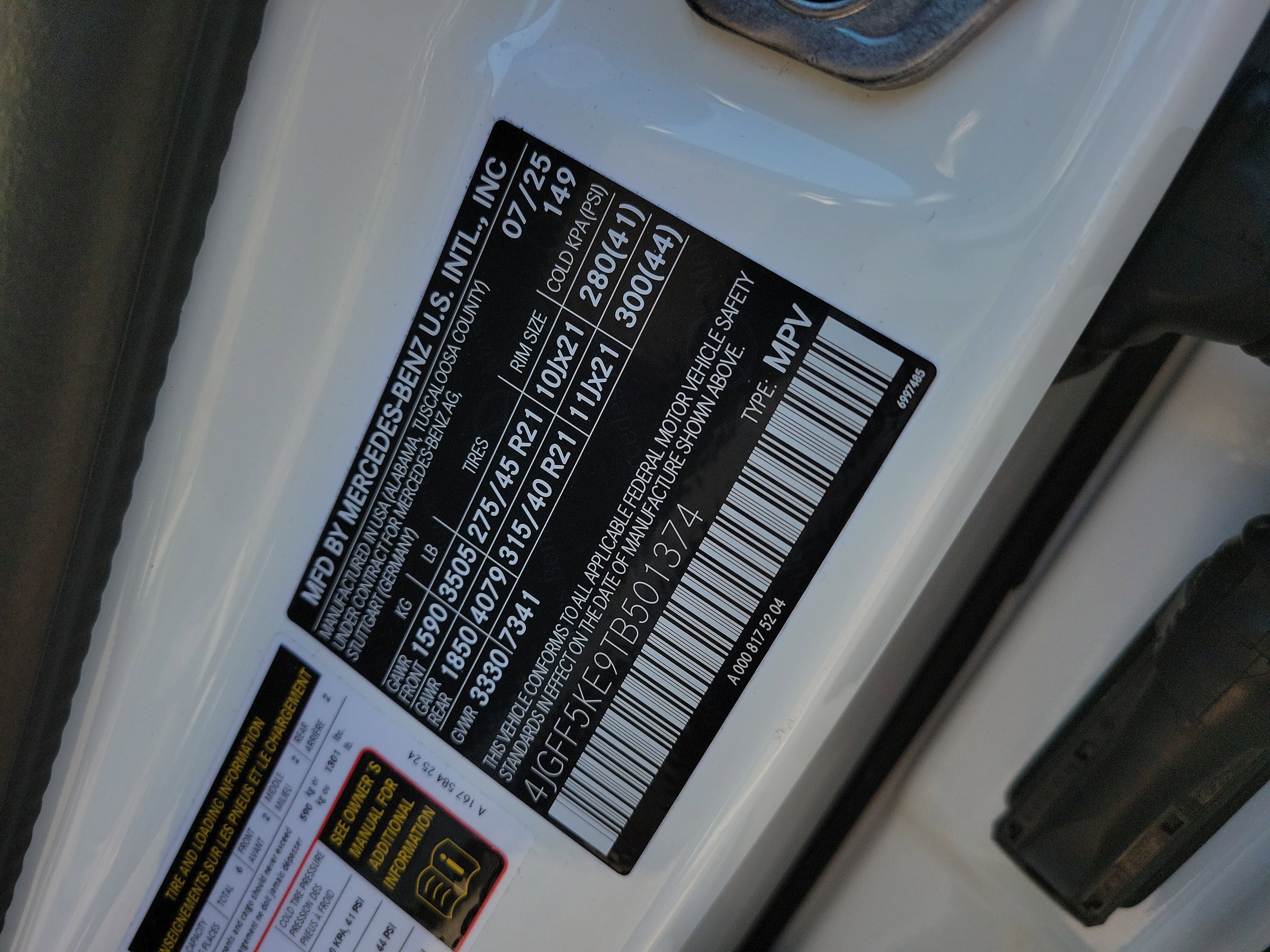 Certified 2026 Mercedes-Benz GLS 450 4MATIC image 36