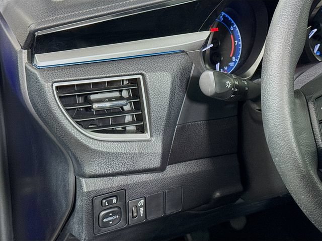 Used 2015 Toyota Corolla S FWD image 20