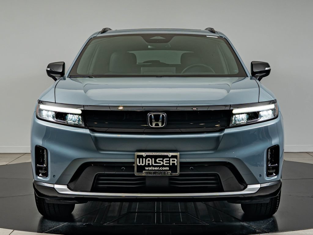 Used 2025 Honda Prologue Touring image 2