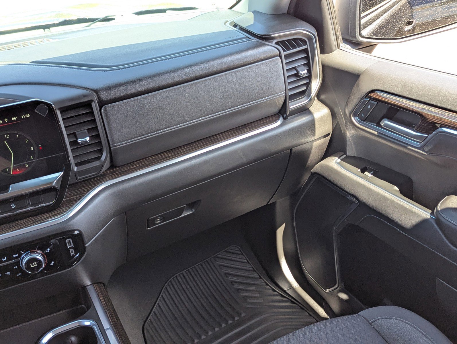 Certified 2023 GMC Sierra 1500 Elevation w/ X31 Off-Road Package AWD/4WD image 16