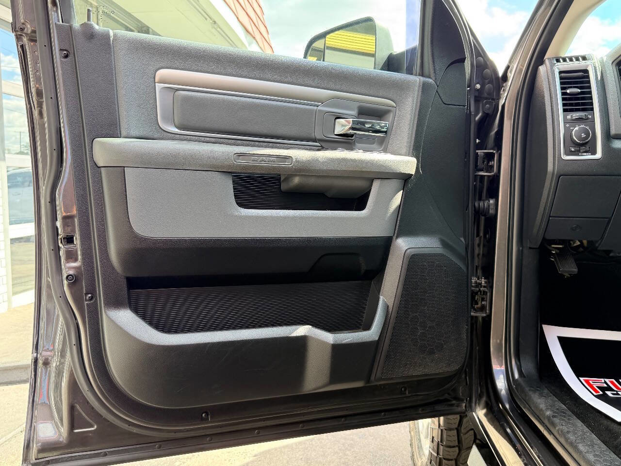 Used 2016 RAM 2500 Lone Star image 15