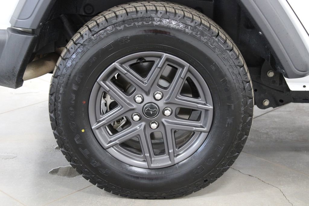 Used 2024 Jeep Wrangler Sport S image 14