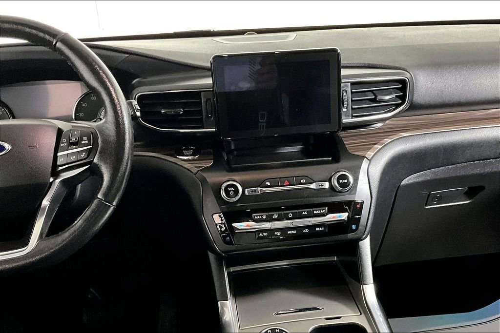 Used 2020 Ford Explorer Limited image 6