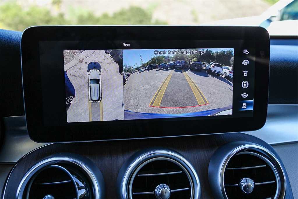 Used 2022 Mercedes-Benz GLC 300 image 22