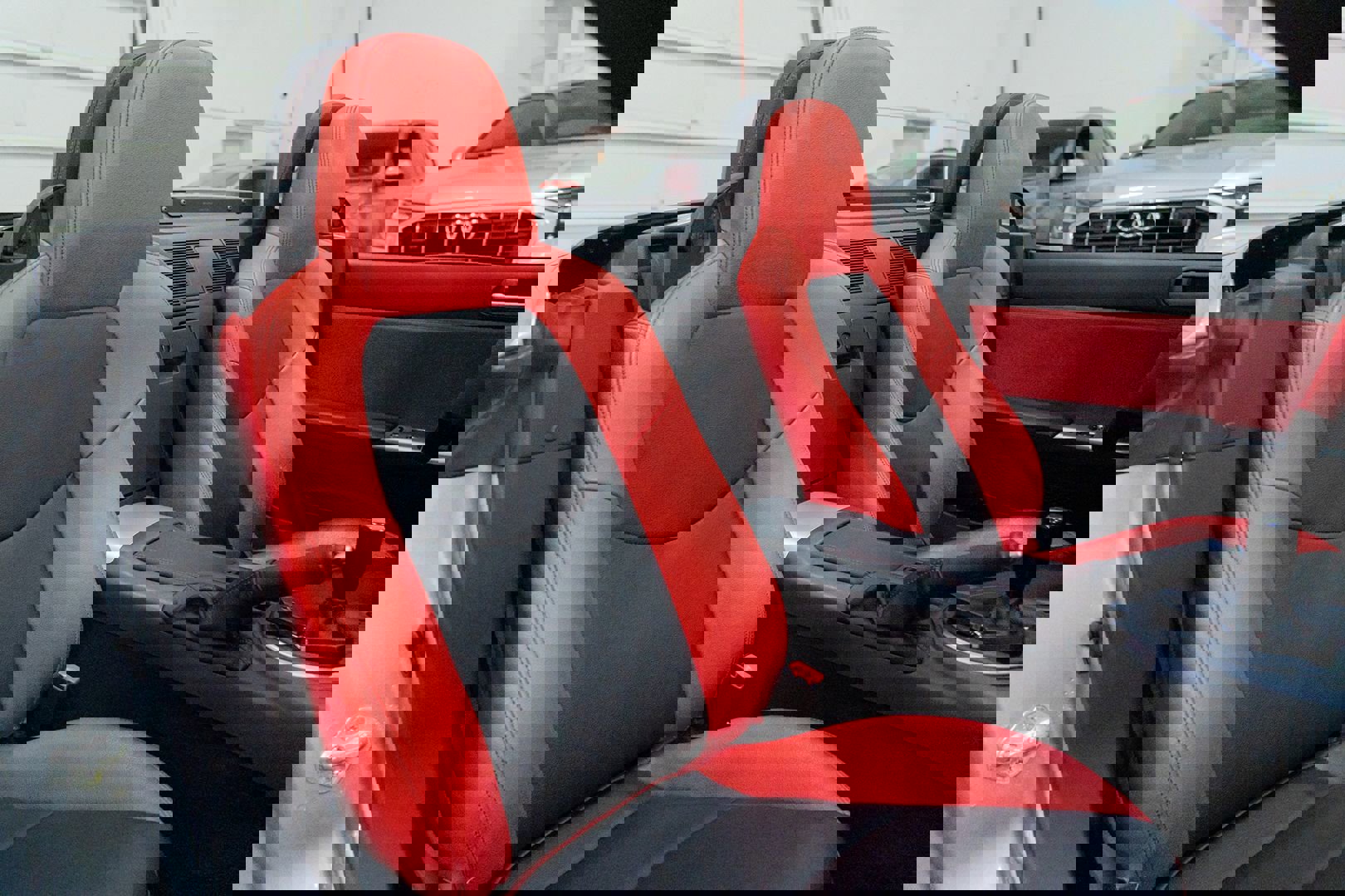 Used 2014 MAZDA MX-5 Miata Grand Touring image 17